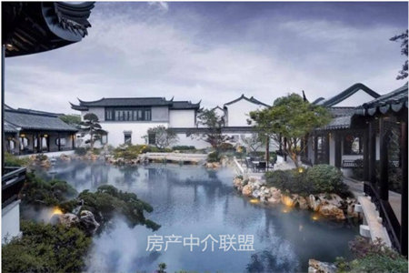 花园式小区花千树电梯房精装修三室带地下车位证满2年